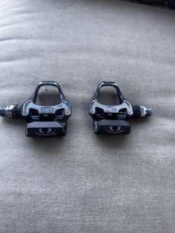 Shimano 105 PD-5700 Clipless Road Pedals