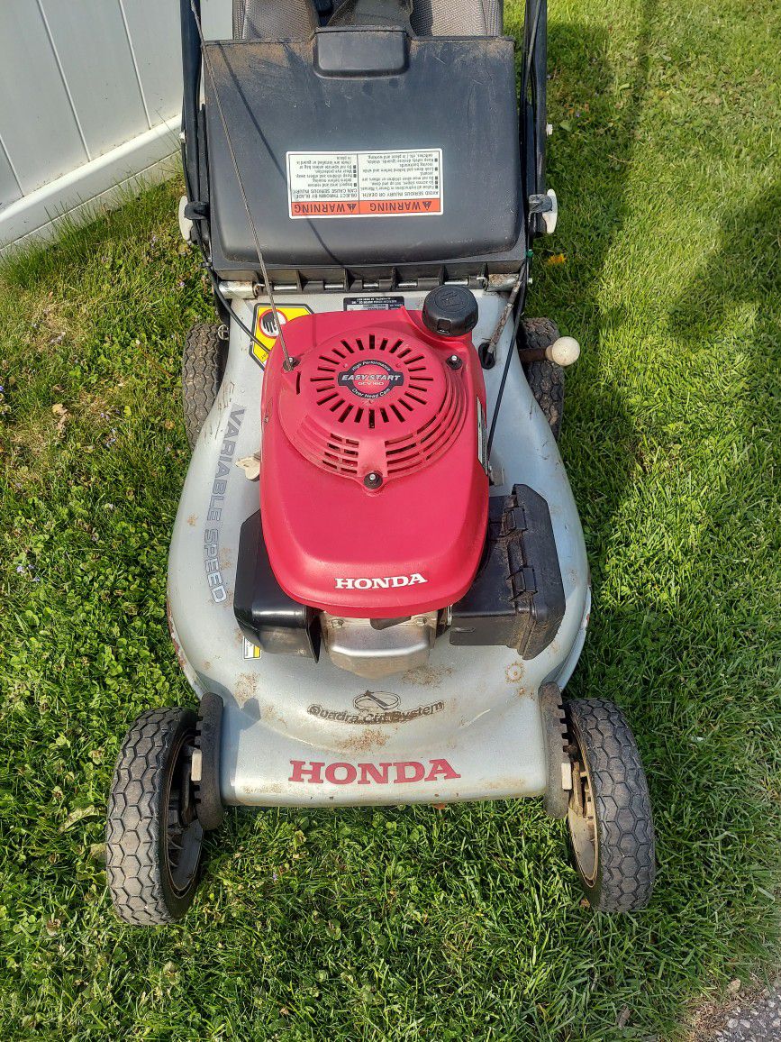 Commercial Honda Lawnmower 
