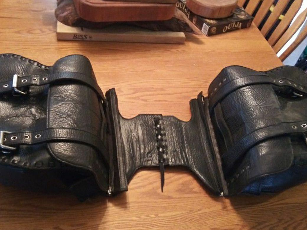 Vintage Leather Biker Motorcycle Saddle Bags