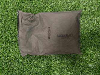 Essentials Shorts