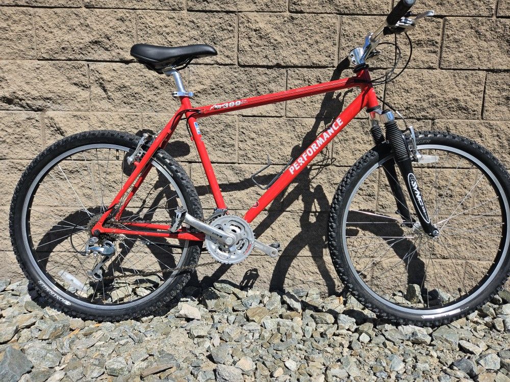 Performance M300 Aluminum  Front-suspension Hardtail 19 in MTB Bike 21-speed