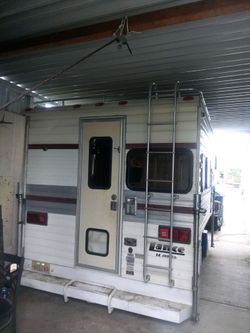 LANCE CAMPER