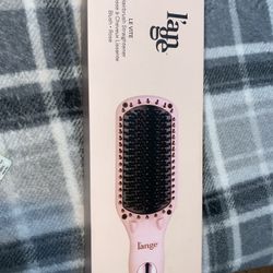 Hairbrush  And Straightener 