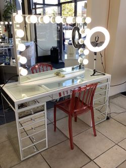 Slaystation vanity set