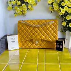 Yellow Purse Holiday Bundle Gift Set 