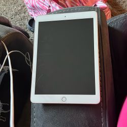 Rose Gold iPad 6th Generation 