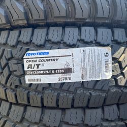 37X12.50R17 TIRE TOYO OPEN COUNTRY