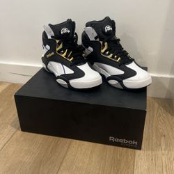 Brand NEW Reebok shaq