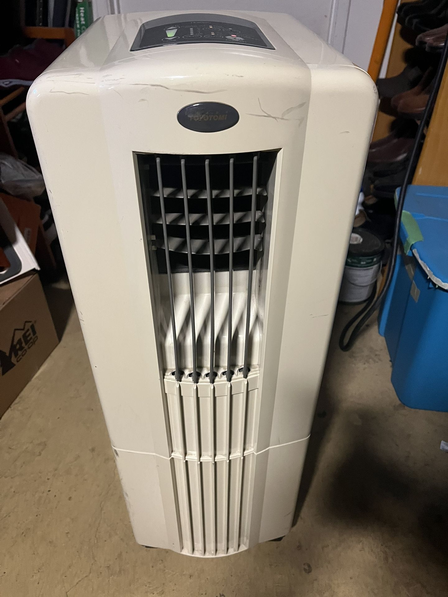Toyotomi Portable Air Conditioner 8,000 BTU