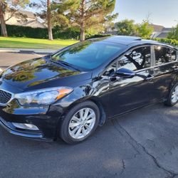 2015 KIA FORTE AUTOMATIC HATCHBACK