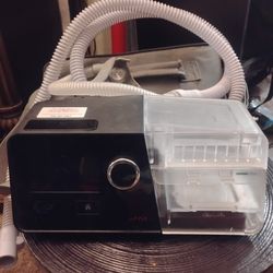 Luna G3 CPAP Machine/ W Facemasks 