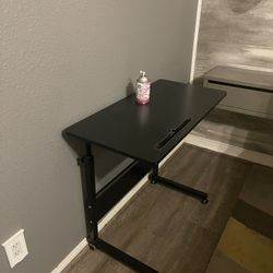 2 Breakfast Desk Stands - Tables