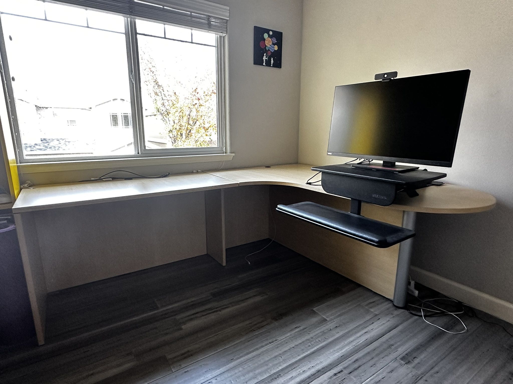UPLIFT Desk Clamp Standing Desk Converter - Like New