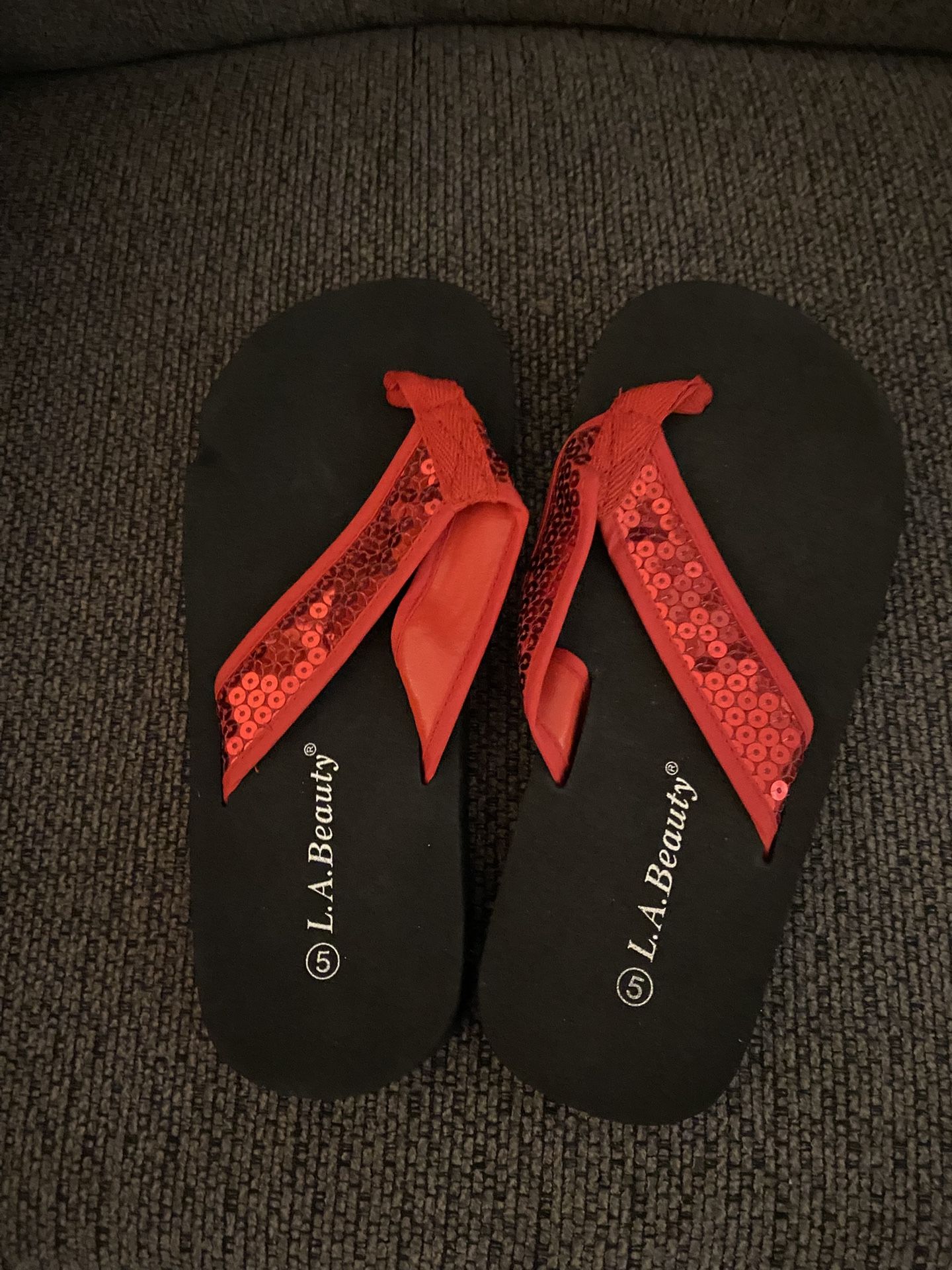 SHOES/SANDALS