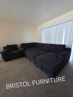 🎲 Sectional Sofa, Black Chenille Fabric, USB Ports, Cup Holder, Sleeper, New in the Box.