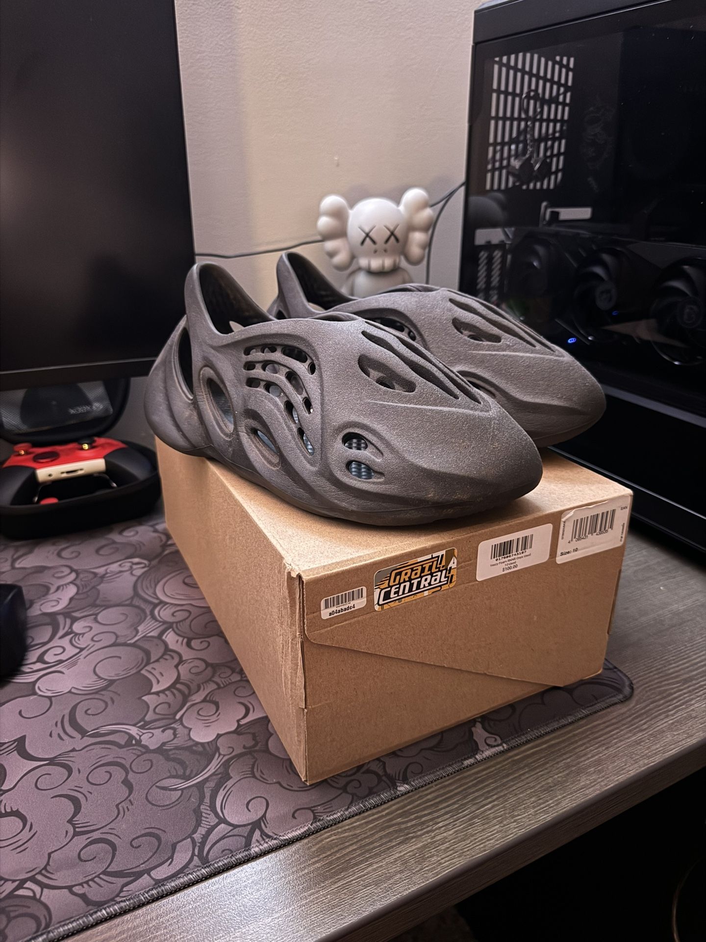 Size 10 Yeezy Foam Runners