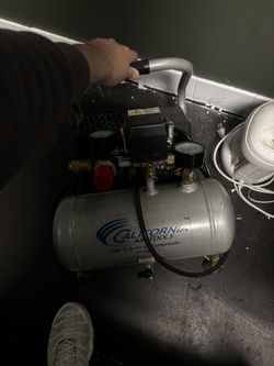 Air Compressor. (California Air Tools Quiet Compressor)