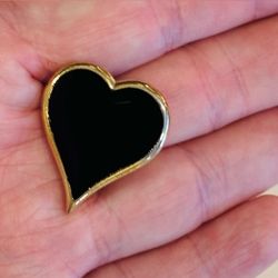 Brooch Lapel Pin FUN Solid Metal Black Heart Enamel Gold Fine Art SARAH COVENTRY Name Brand Unisex Men Women Collectible Int: Runway Fashion Designer