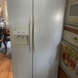 Kenmore Refrigerator 