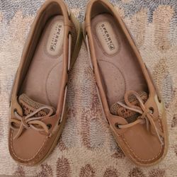 SPERRYS, WORN ONCE,
SIZE 5.5