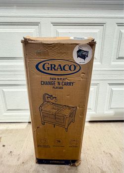 Graco Pack ’n Play Change ’n Carry Playard – Brand New in Box