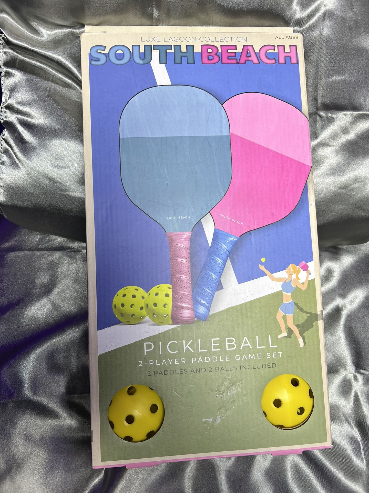 South Beach Pickleball paddle and ball set for 2 *NEW*