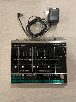 Electro-Harmonix Bass Micro Synthesizer - big box w/ 24v power adapter
