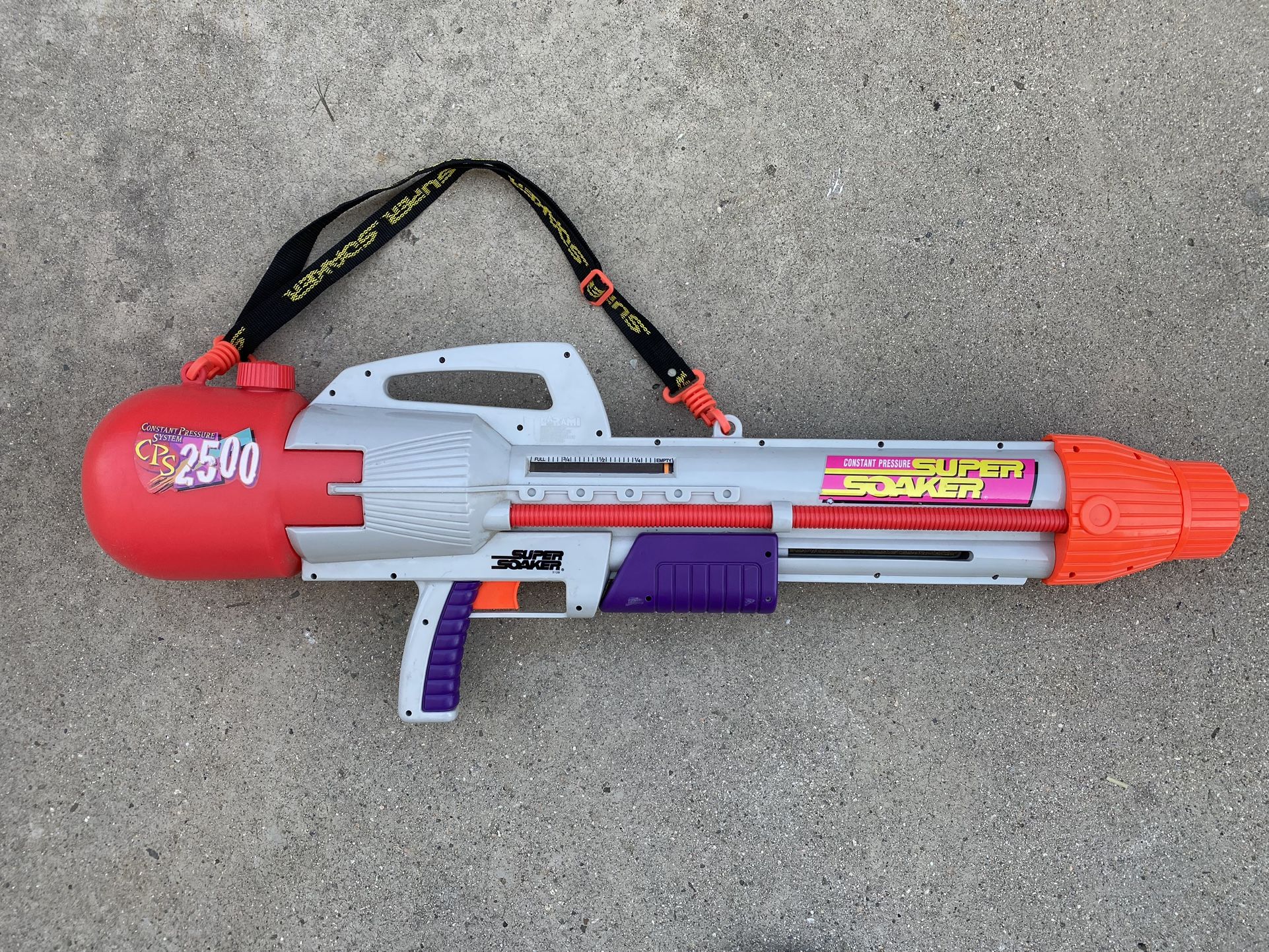 Vintage SUPER SOAKER 2500 CPS WATER GUN