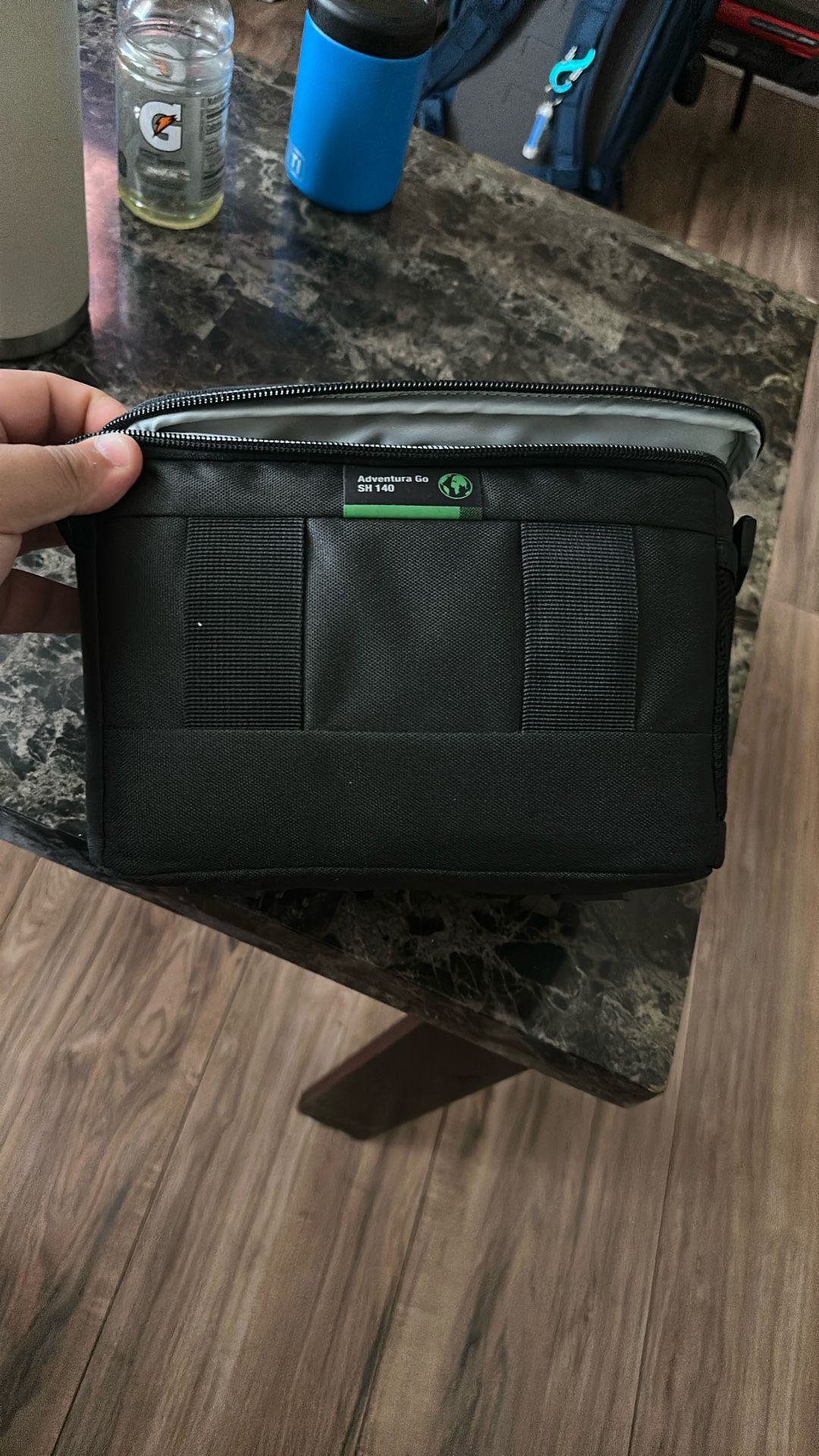 Lowepro Adventura Go SH 140 Camera Bag – Black