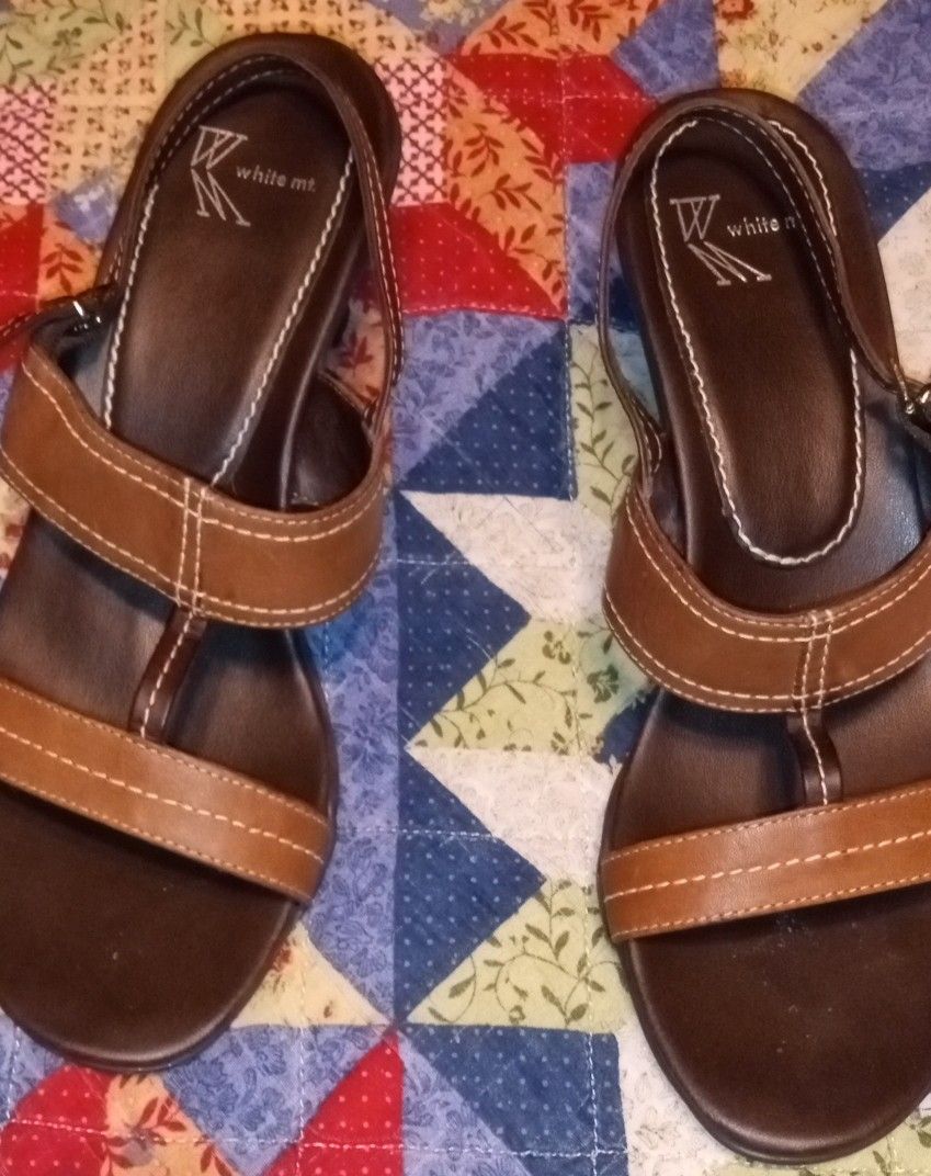 Ladies Shoes Size 7 ,Great Condition, Pick Up In Oak Cliff