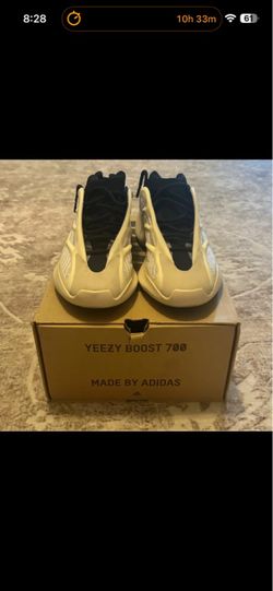 Yeezy 700 y3 sz 10