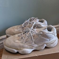 Authentic Men's Yeezy 500 Blush Size 9.5