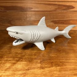 Animal Planet Extreme Shark Adventure Shark for Sale in Cumming GA OfferUp