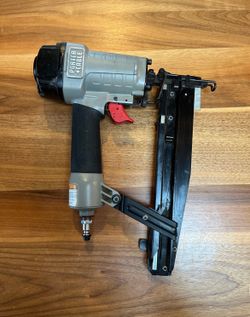 Porter cable finish nailer 16 gauge model: FN250A