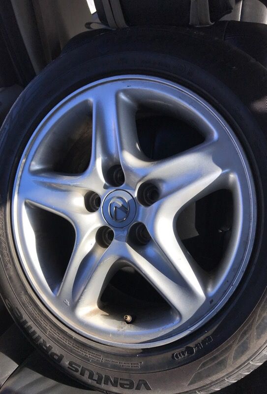 16” Lexus stock rim