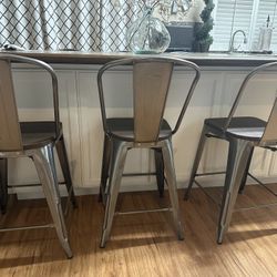 Bar Stools 