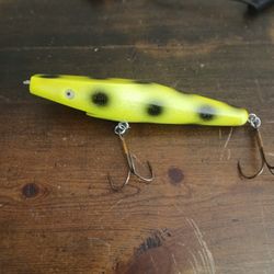 Nos 7" Muskie Pike Neon Yellow Black Spot 2 Hook Fishing Lure Unbranded 