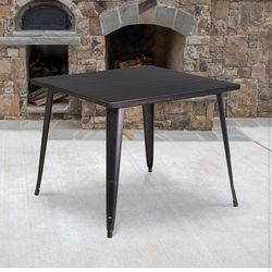 6x Indoor-Outdoor Table