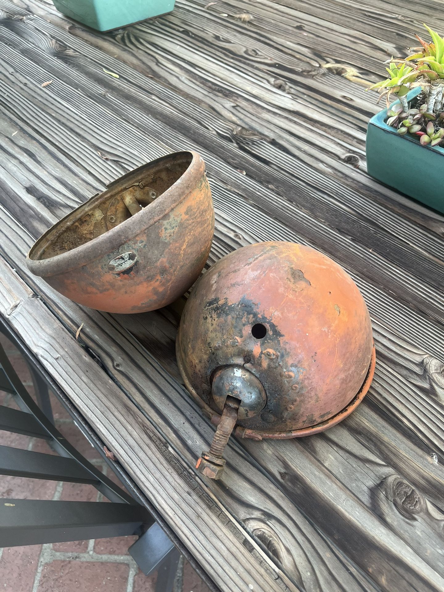 Headlight Buckets