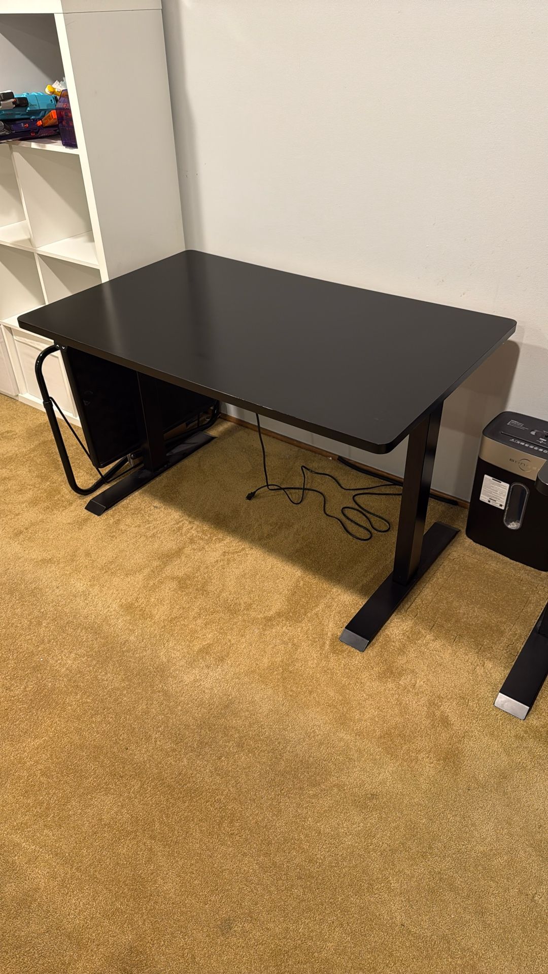 Black Electric Adjustable Table / Desk