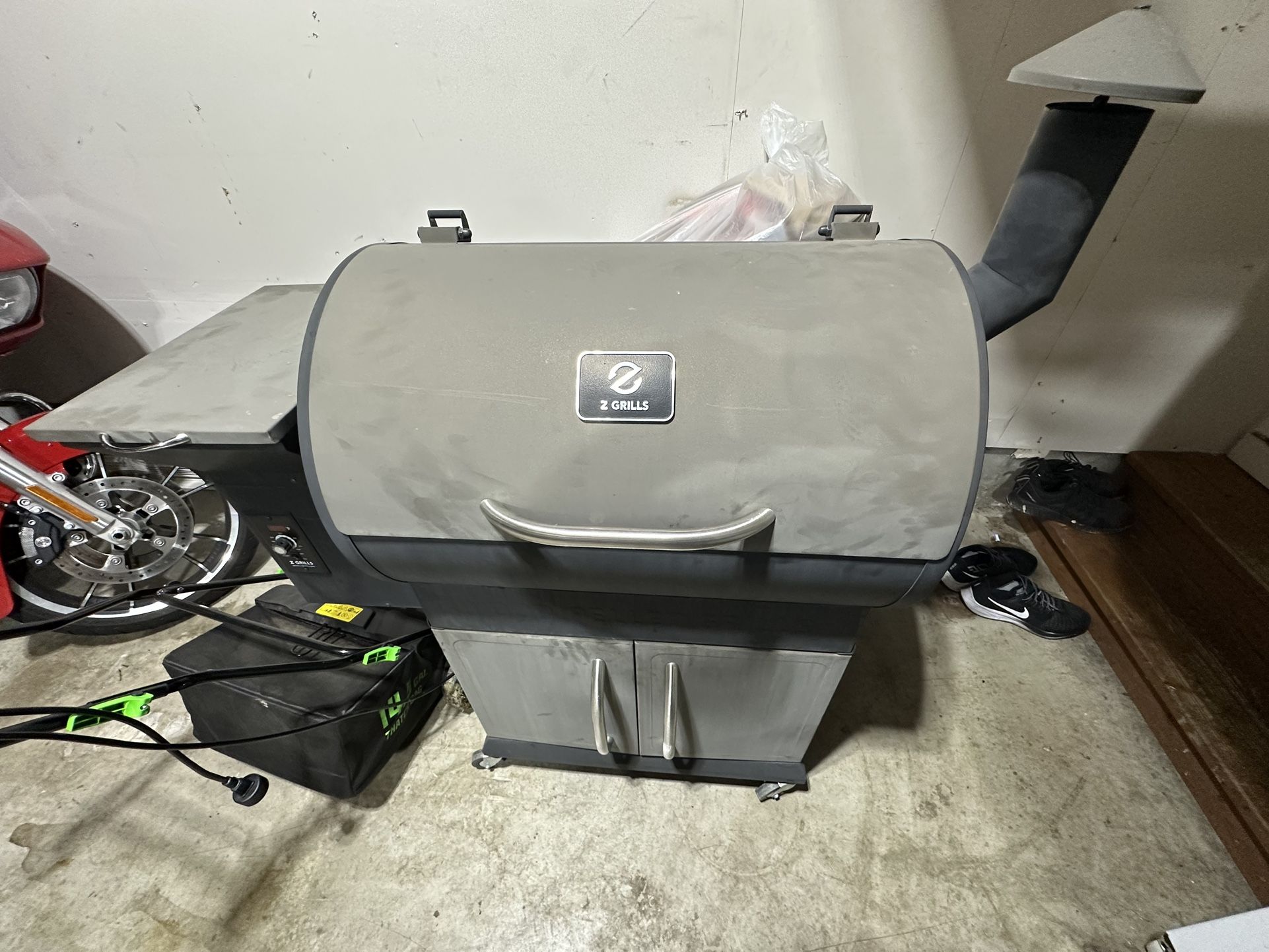 Pellet Smoker