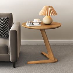 Modern Round Side Table – Solid Wood Look – Excellent Condition