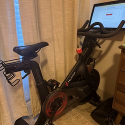 Peloton $300 OBO 