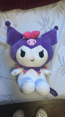 Kuromi plushy backpack