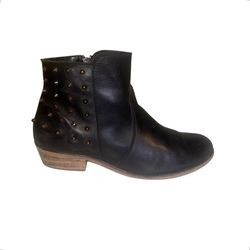 Women’s Black  Biker Punk Studded Ankle Booties Size 8  