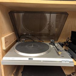 Studio Standard By Fisher MT-273 Turntable