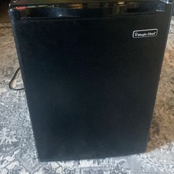 Mini Fridge 