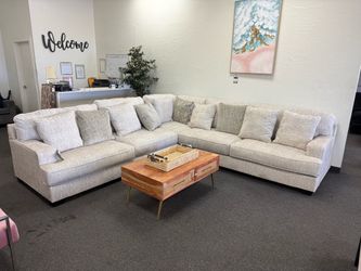 Ashley Rawcliffe sectional