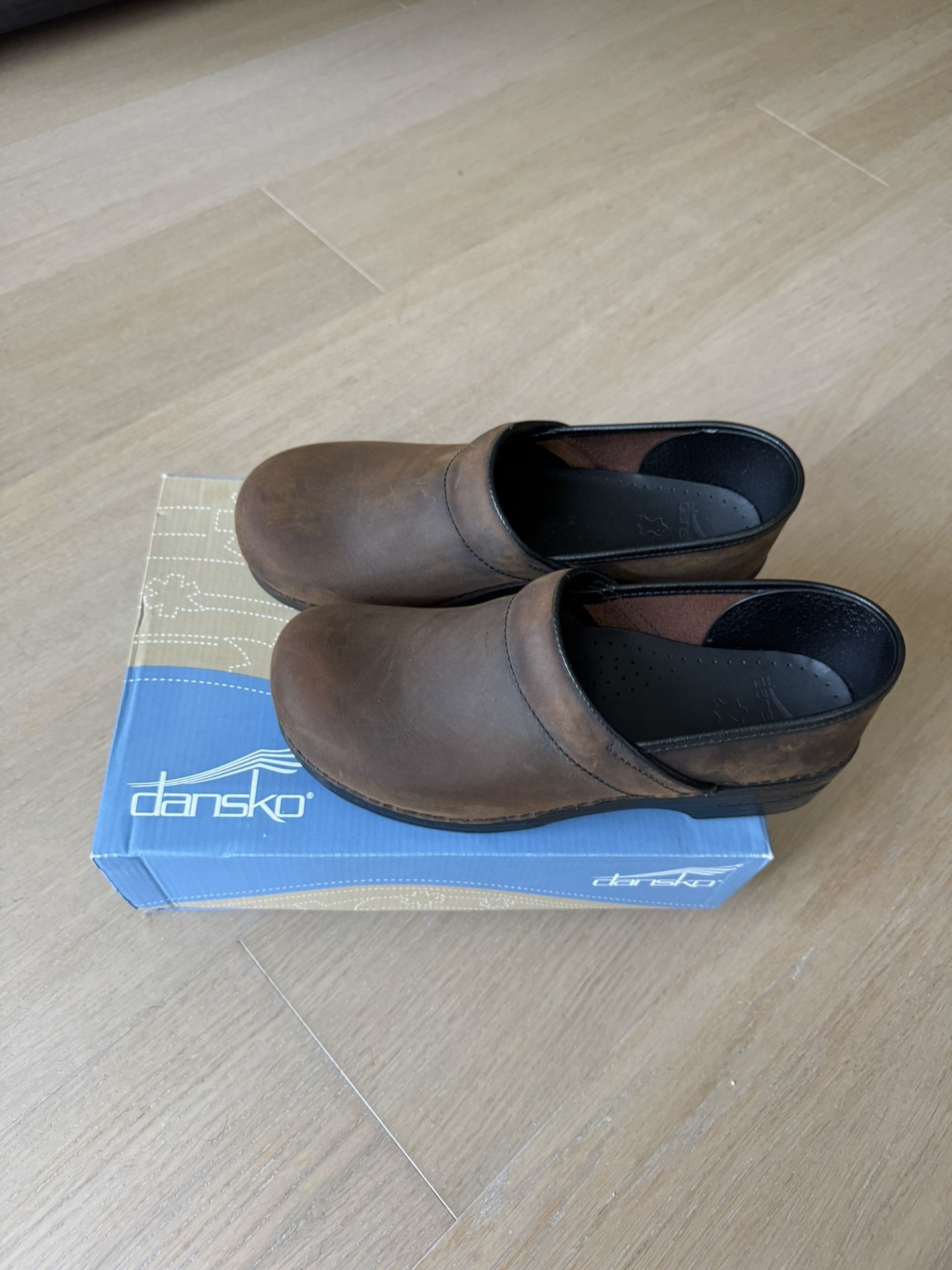 Dansko Men Antique Brown Size 44 - Unworn