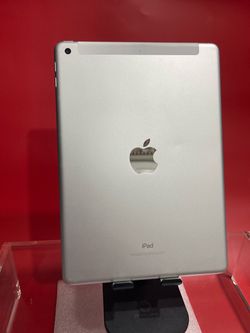 Apple iPad cellular 6th Gen 32GB